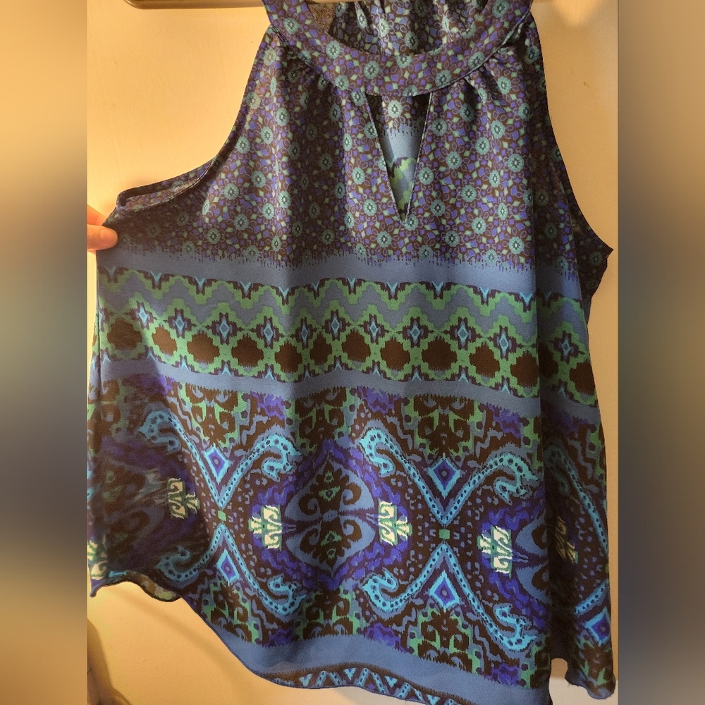 Express Multicolor Patterned Halter Top - Picture 2 of 4